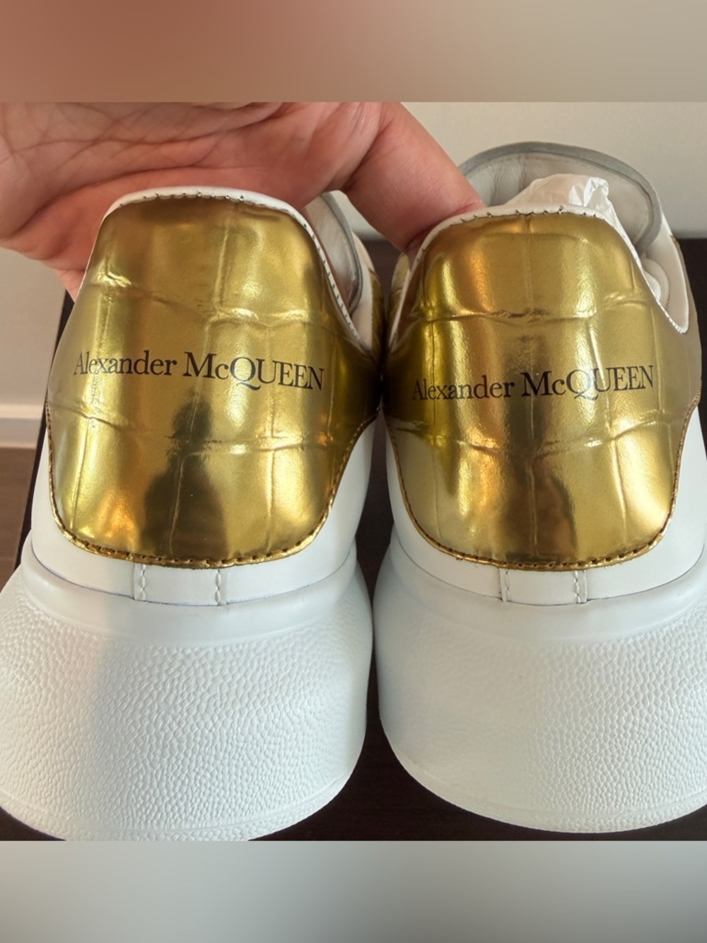 Alexander McQueen Women’s Oversized Sneakers White Gold Crocodile sz US 9.5 - Picture 13 of 16
